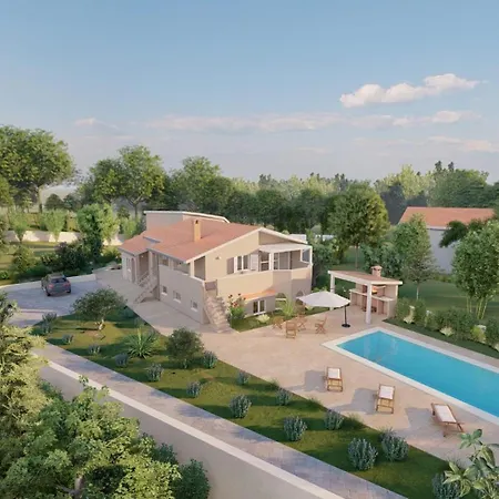 Апартаменты David