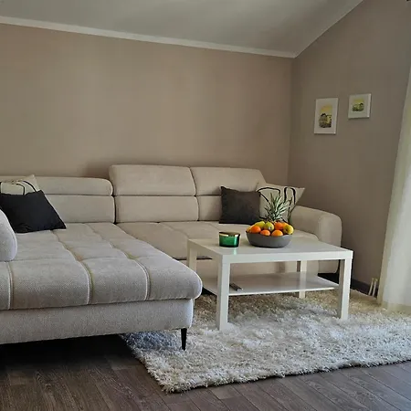 David Apartman *